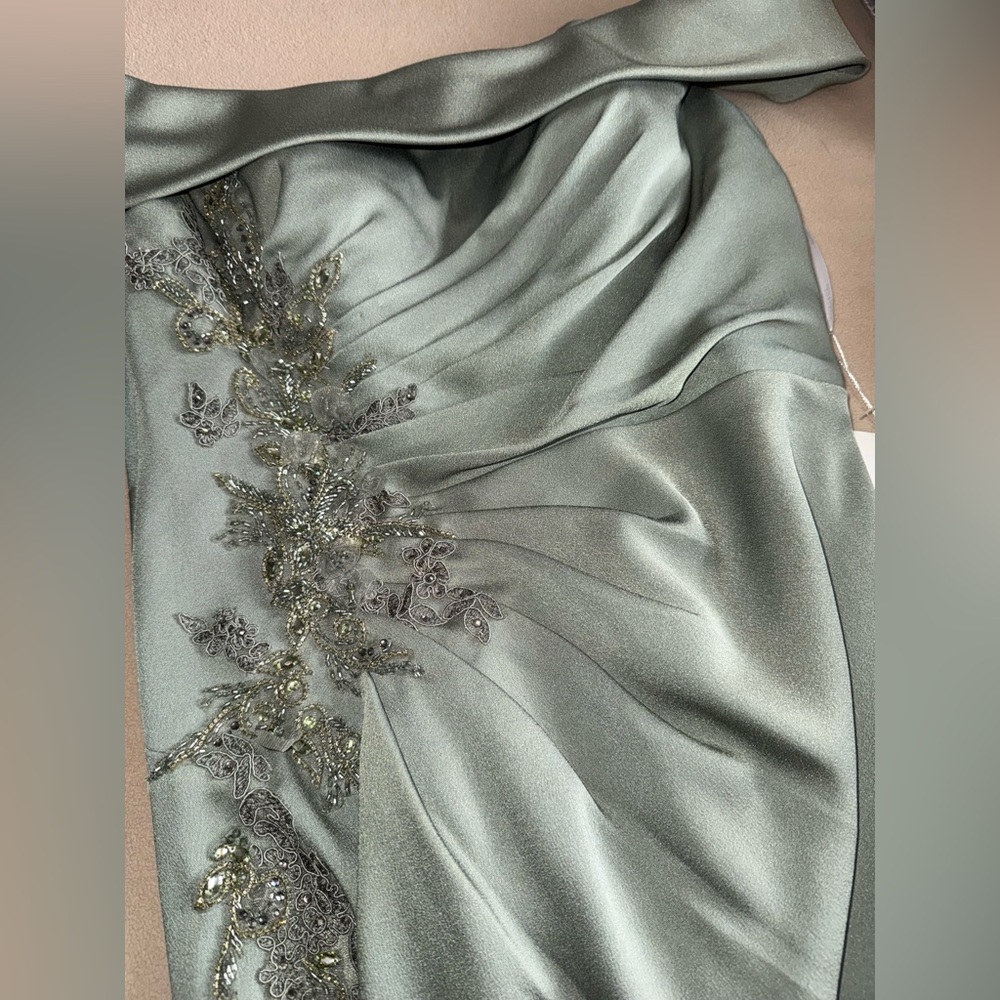 Montage by Mon Cheri M535 Formal Gown - Picture 5 of 16